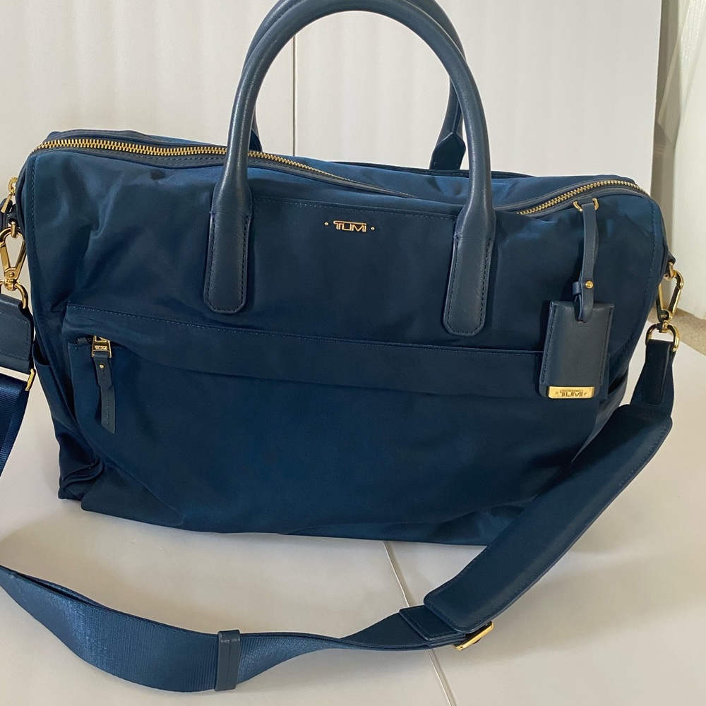 Tumi Dara Ladies’ Briefcase Messenger Laptop Bag